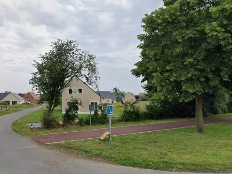 Terrain à bâtir, 452 m² - Falaise (14700)