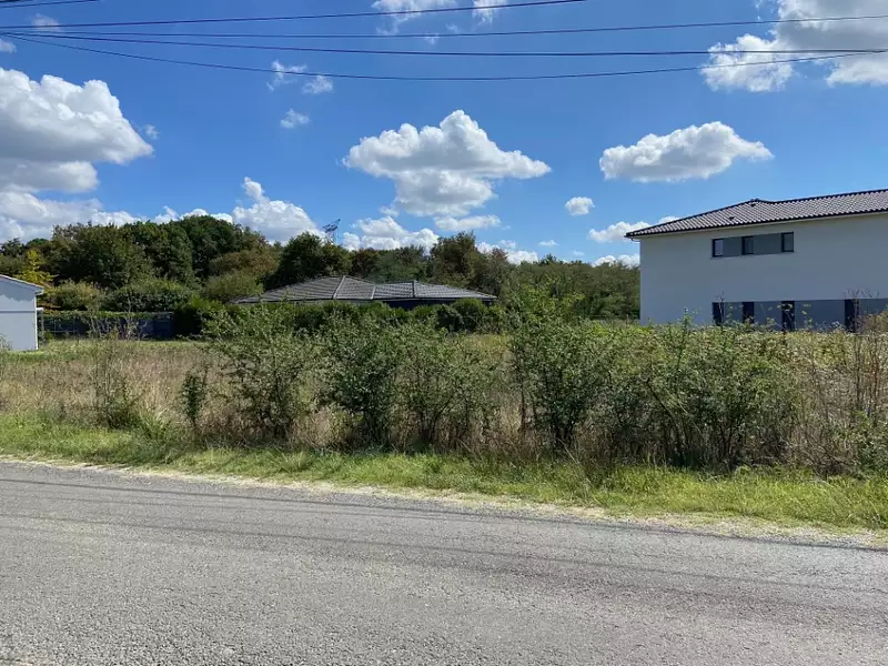 Terrain à bâtir, 735 m² - Sadirac (33670)