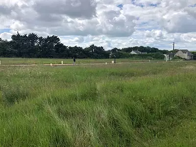 Terrain à bâtir, 1 100 m² - La Chapelle-sur-Loire (37140)