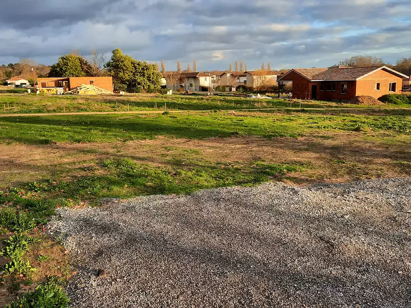 Terrain à bâtir, 989 m²