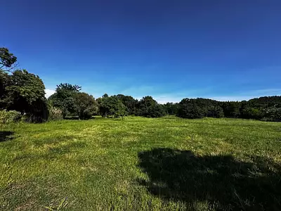 Terrain à bâtir, 1 100 m²