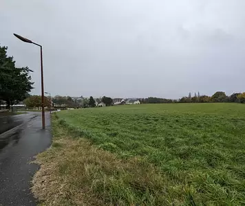 Terrain à bâtir, 561 m²