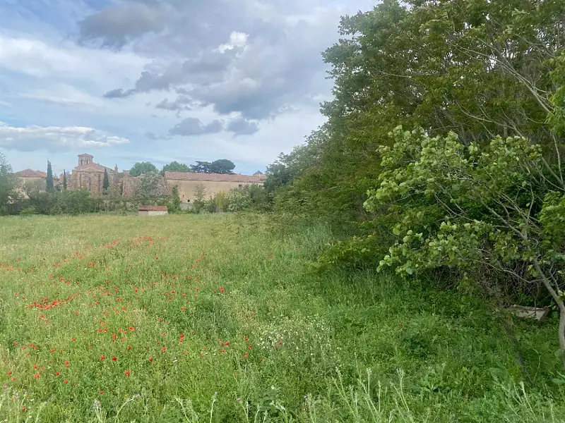 Terrain à bâtir, 697 m² - Thézan-des-Corbières (11200)