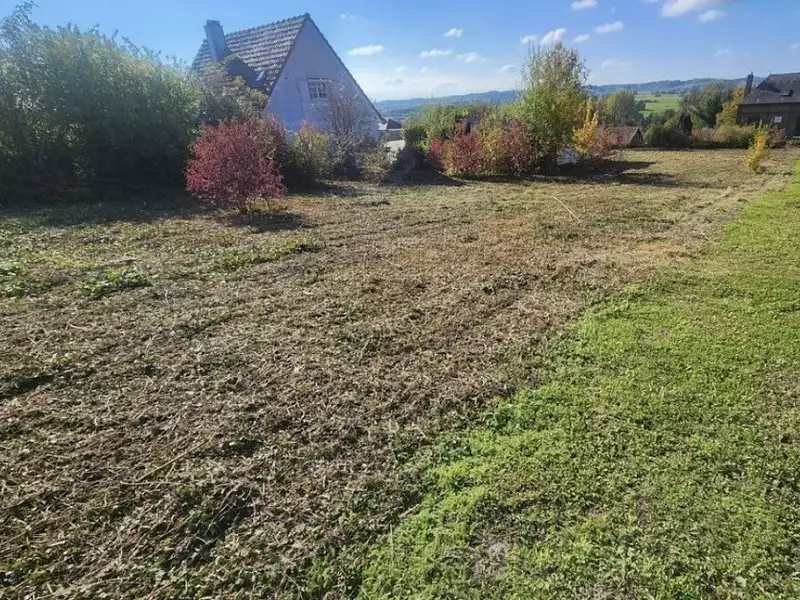 Terrain à bâtir, 1 000 m² - Mesnières-en-Bray (76270)