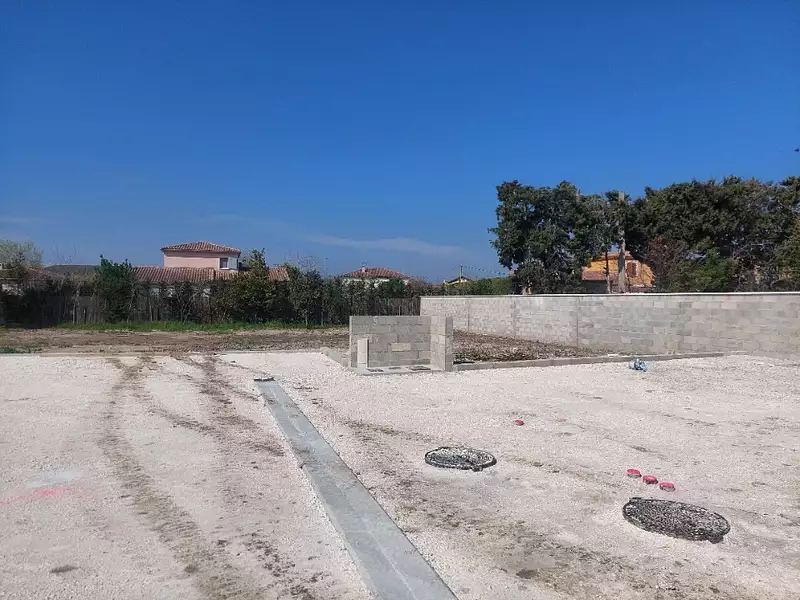 Terrain à bâtir, 360 m² - Châteaurenard (13160)