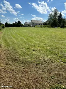 Terrain à bâtir, 2 439 m²