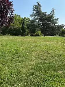 Terrain à bâtir, 1 500 m²