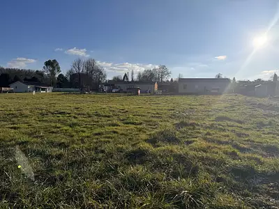 Terrain à bâtir, 1 321 m²