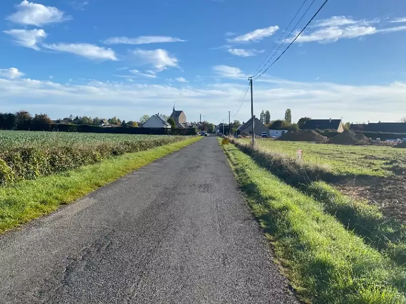 Terrain à bâtir, 518 m² - Saint-Laurent-en-Gâtines (37380)