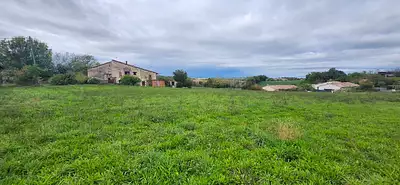 Terrain à bâtir, 1 071 m²