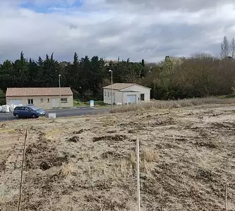 Terrain à bâtir, 722 m²