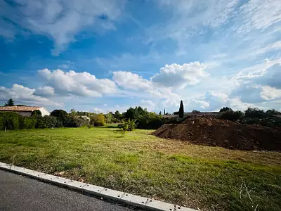Terrain à bâtir, 897 m²