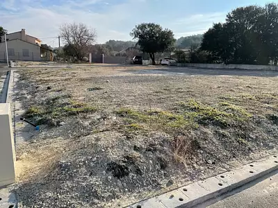 Terrain à bâtir, 444 m²