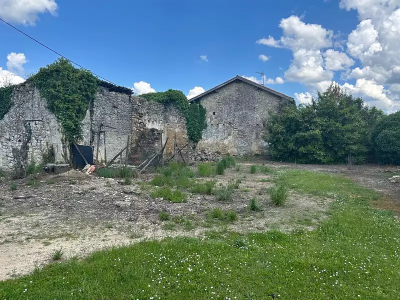 Terrain à bâtir, 821 m² - Cessac (33760)