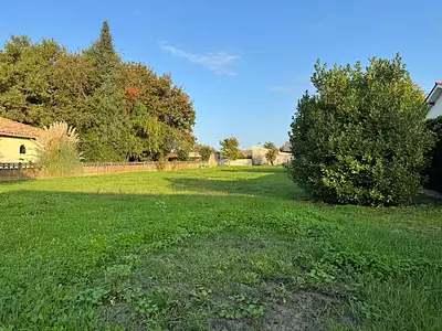 Terrain à bâtir, 1 460 m²