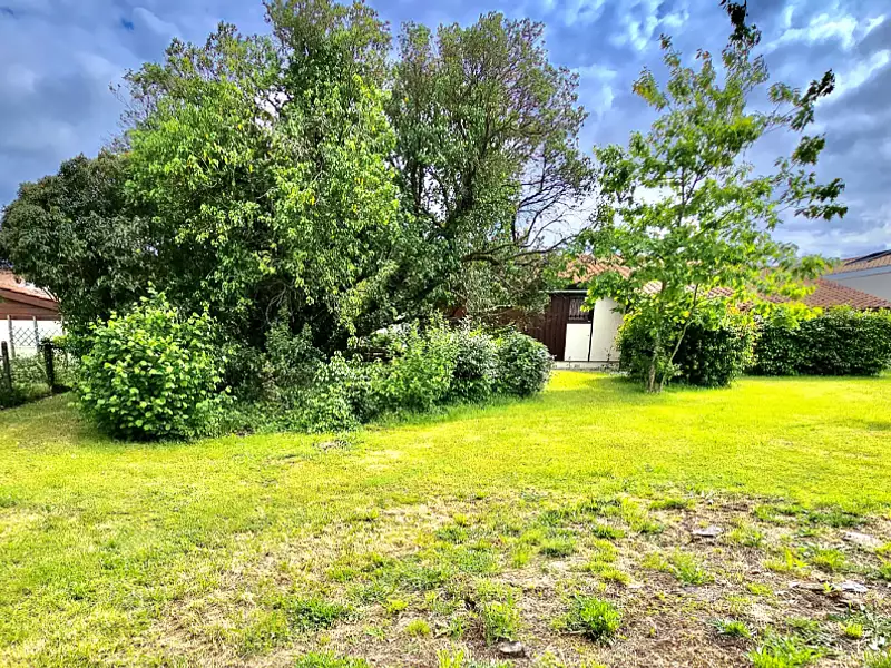 Terrain à bâtir, 424 m² - Ludon-Médoc (33290)