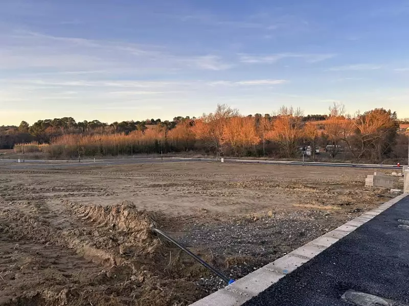 Terrain à bâtir, 460 m² - Cazilhac (11570)