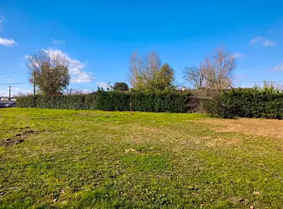 Terrain à bâtir, 614 m²