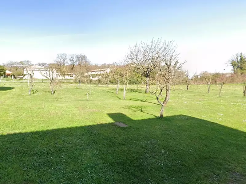 Terrain à bâtir, 680 m² - Le Gua (17600)