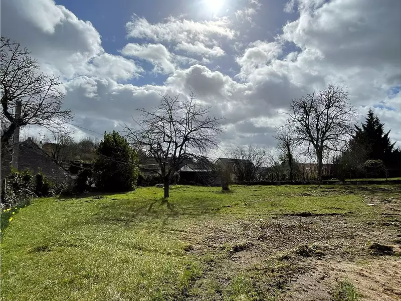 Terrain à bâtir, 500 m² - Manthelan (37240)