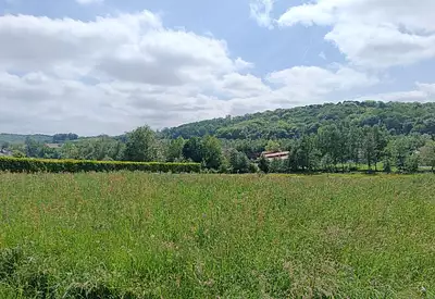Terrain à bâtir, 1 400 m²