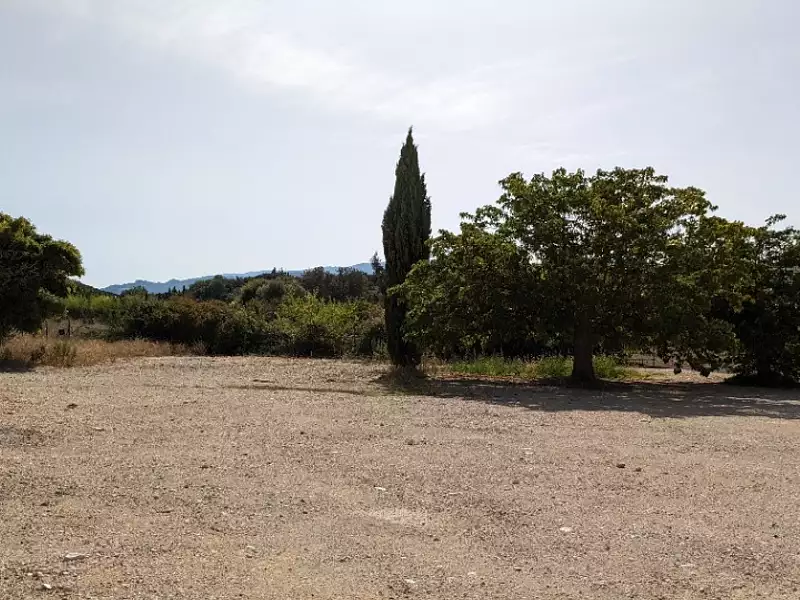 Terrain à bâtir, 780 m² - Gargas (84400)