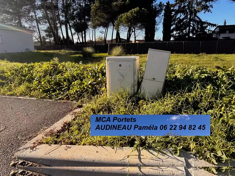 Terrain à bâtir, 610 m² - Cérons (33720)