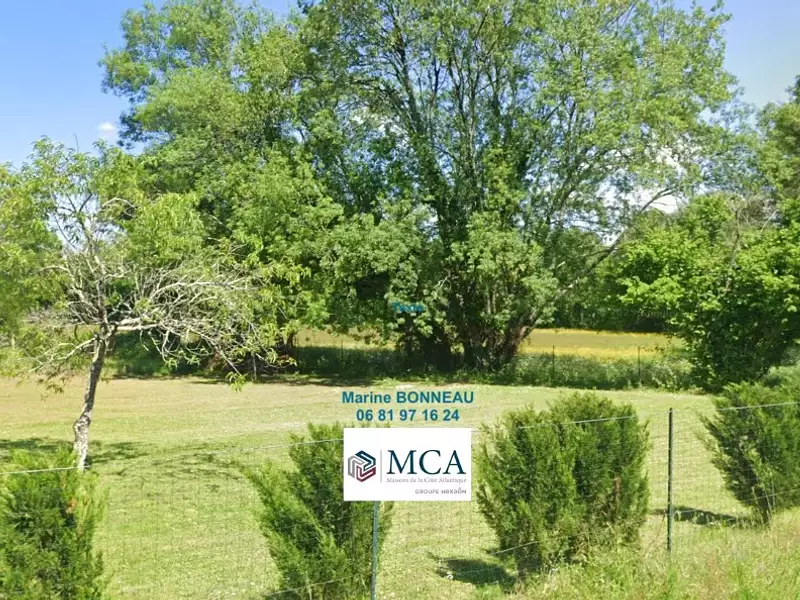 Terrain à bâtir, 800 m² - Les Billaux (33500)