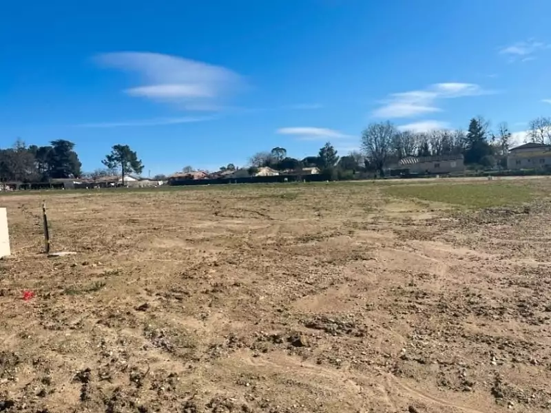Terrain à bâtir, 771 m² - Verdelais (33490)