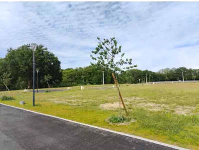 Terrain à bâtir, 400 m²