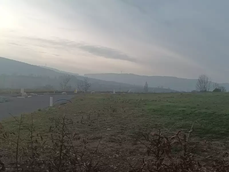 Terrain à bâtir, 605 m² - Berzé-la-Ville (71960)