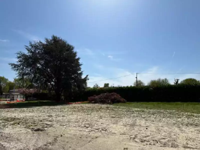 Terrain à bâtir, 419 m² - Saint-Médard-en-Jalles (33160)