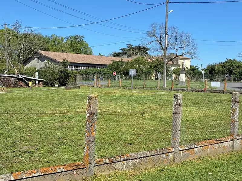 Terrain à bâtir, 500 m² - Labarde (33460)