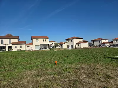Terrain à bâtir, 420 m²