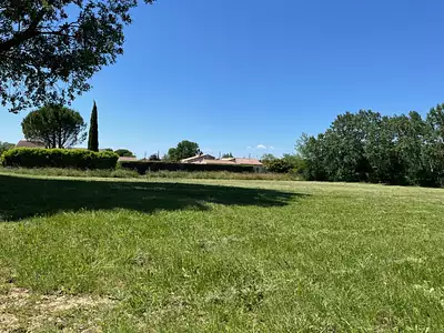 Terrain à bâtir, 570 m²