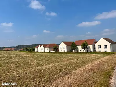 Terrain à bâtir, 700 m²