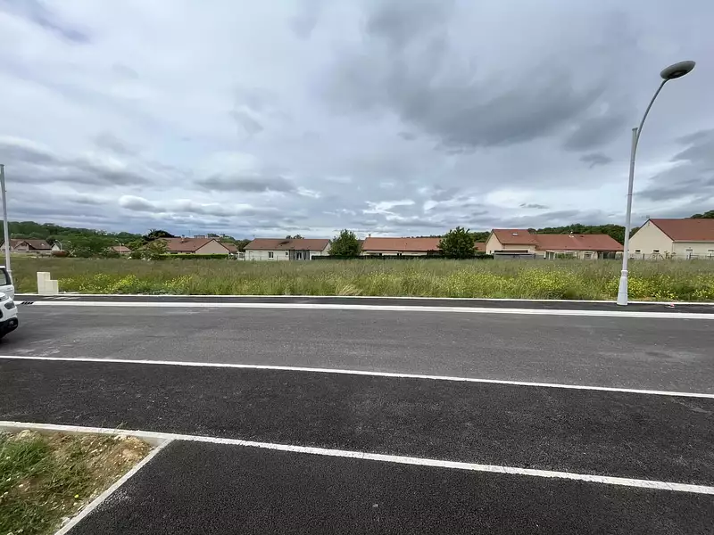 Terrain à bâtir, 659 m² - Eurville-Bienville (52410)