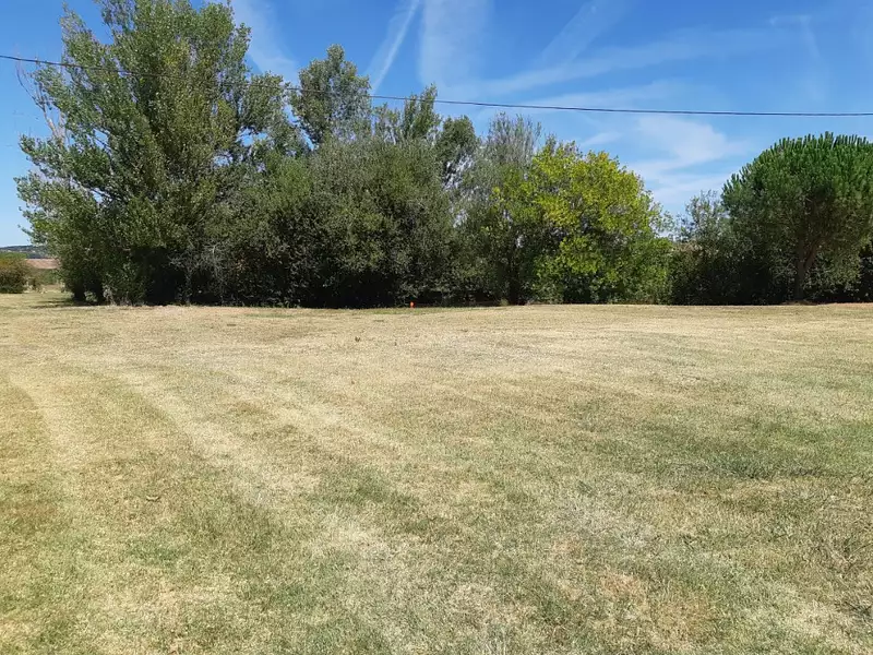 Terrain à bâtir, 737 m² - Lavaur (81500)