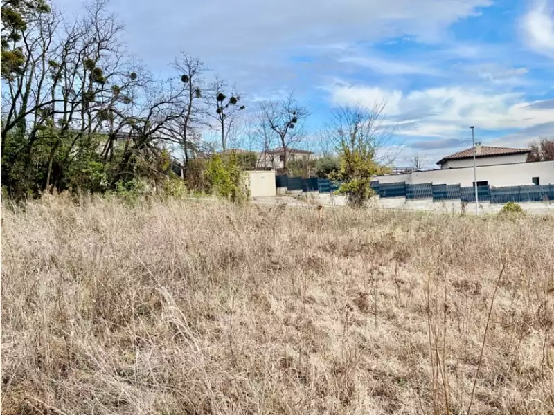 Terrain à bâtir, 1 375 m² - Montboucher-sur-Jabron (26740)