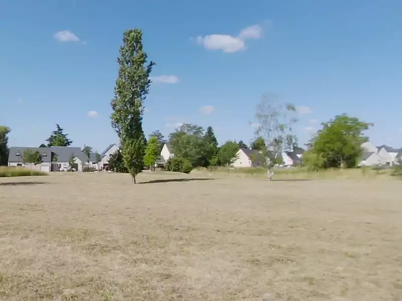 Terrain à bâtir, 427 m² - Semoy (45400)
