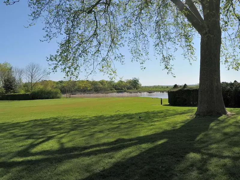 Terrain à bâtir, 1 666 m² - Nemours (77140)