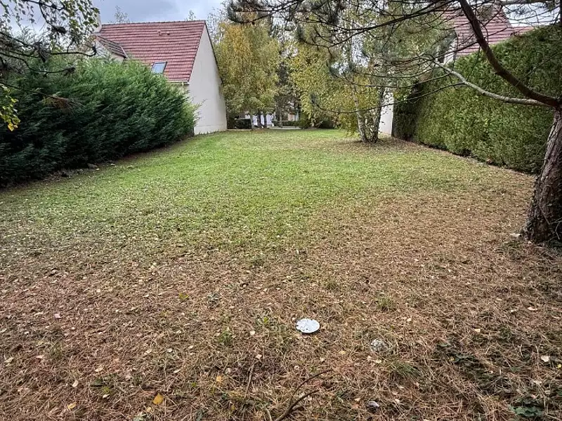 Terrain à bâtir, 500 m² - Saint-Pierre-du-Perray (91280)