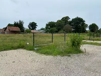 Terrain à bâtir, 1 775 m²