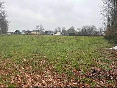 Terrain à bâtir, 676 m²