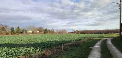 Terrain à bâtir, 700 m²