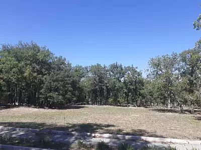 Terrain à bâtir, 2 235 m²