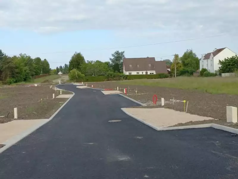 Terrain à bâtir, 403 m² - Rebréchien (45470)