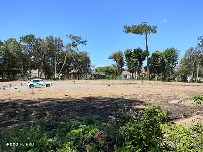 Terrain à bâtir, 669 m²