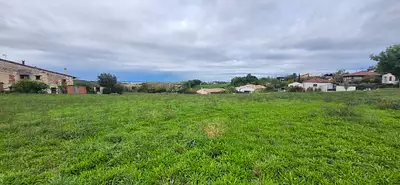 Terrain à bâtir, 1 071 m²