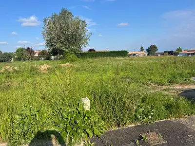 Terrain à bâtir, 691 m²